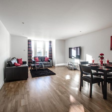 Orange Apartments Polmuir Gardens Only 7 Minutes To City Centre Aberdeen Buitenkant foto