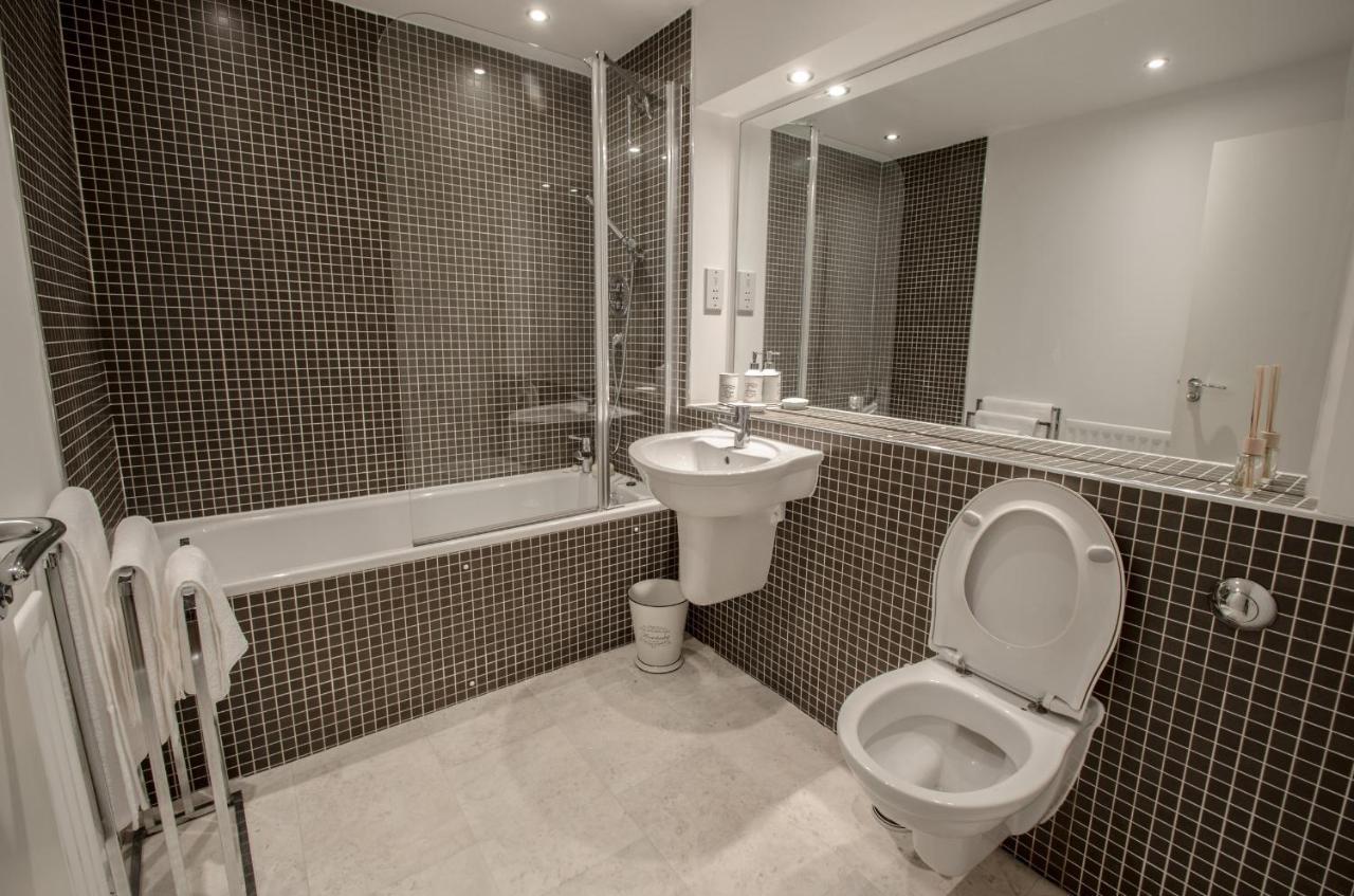 Orange Apartments Polmuir Gardens Only 7 Minutes To City Centre Aberdeen Buitenkant foto